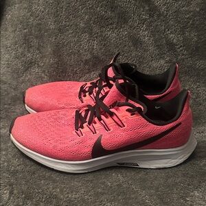 🩷 Women's Nike Air Zoom Pegasus 36 "Hyper Pink" running shoe 7.5